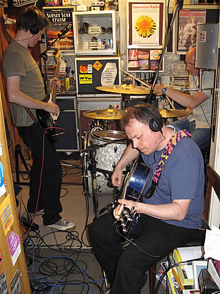 Beatnik Filmstars record their "Peel Legends" session for Rocker's show - 5/8/09